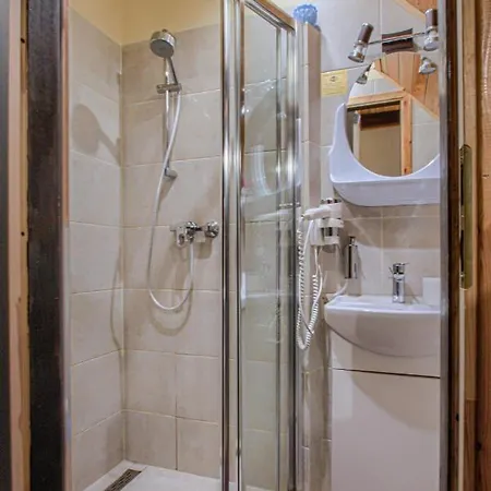 Pansiyon Marina Lester House