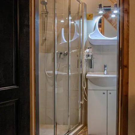 Habitación en casa particular Marina Lester House Rydzewo (Gizycko)