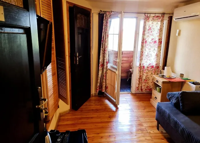 Marina Lester House *